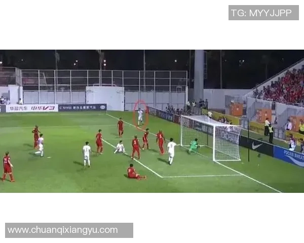 深入解析足球各位置角色与战术布局图解全方位理解球场动态与球员职责